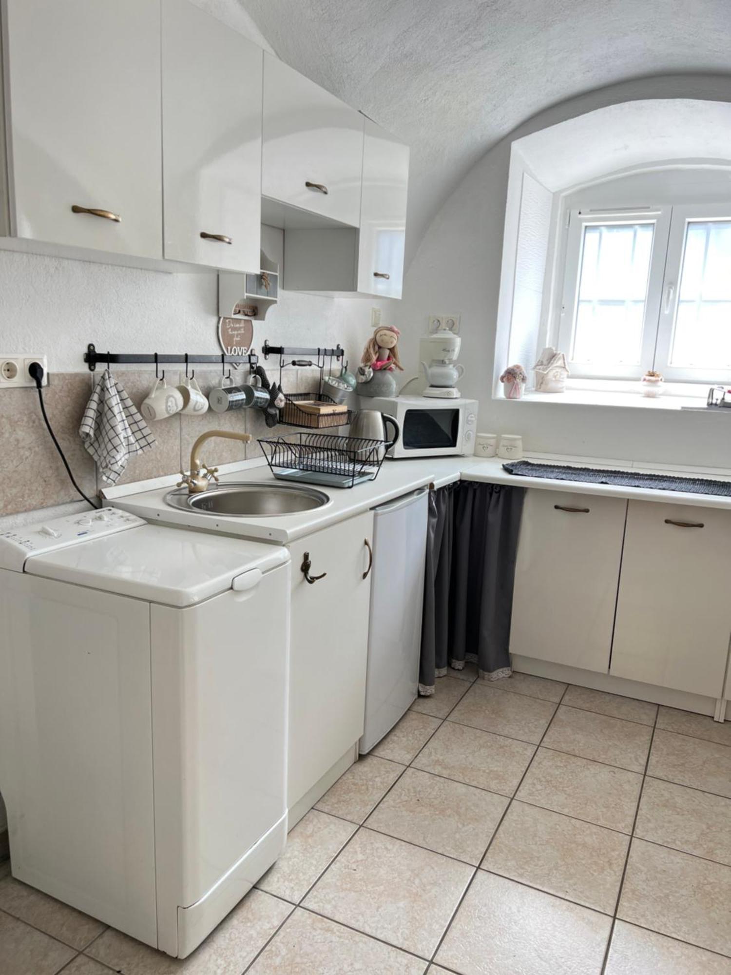 Korona Apartman セーケシュフェヘールヴァール エクステリア 写真