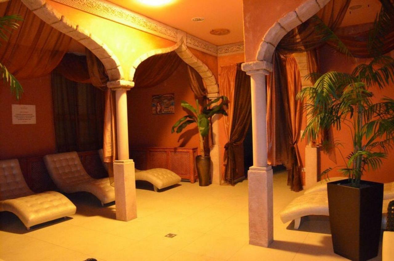 Korona Apartman セーケシュフェヘールヴァール エクステリア 写真