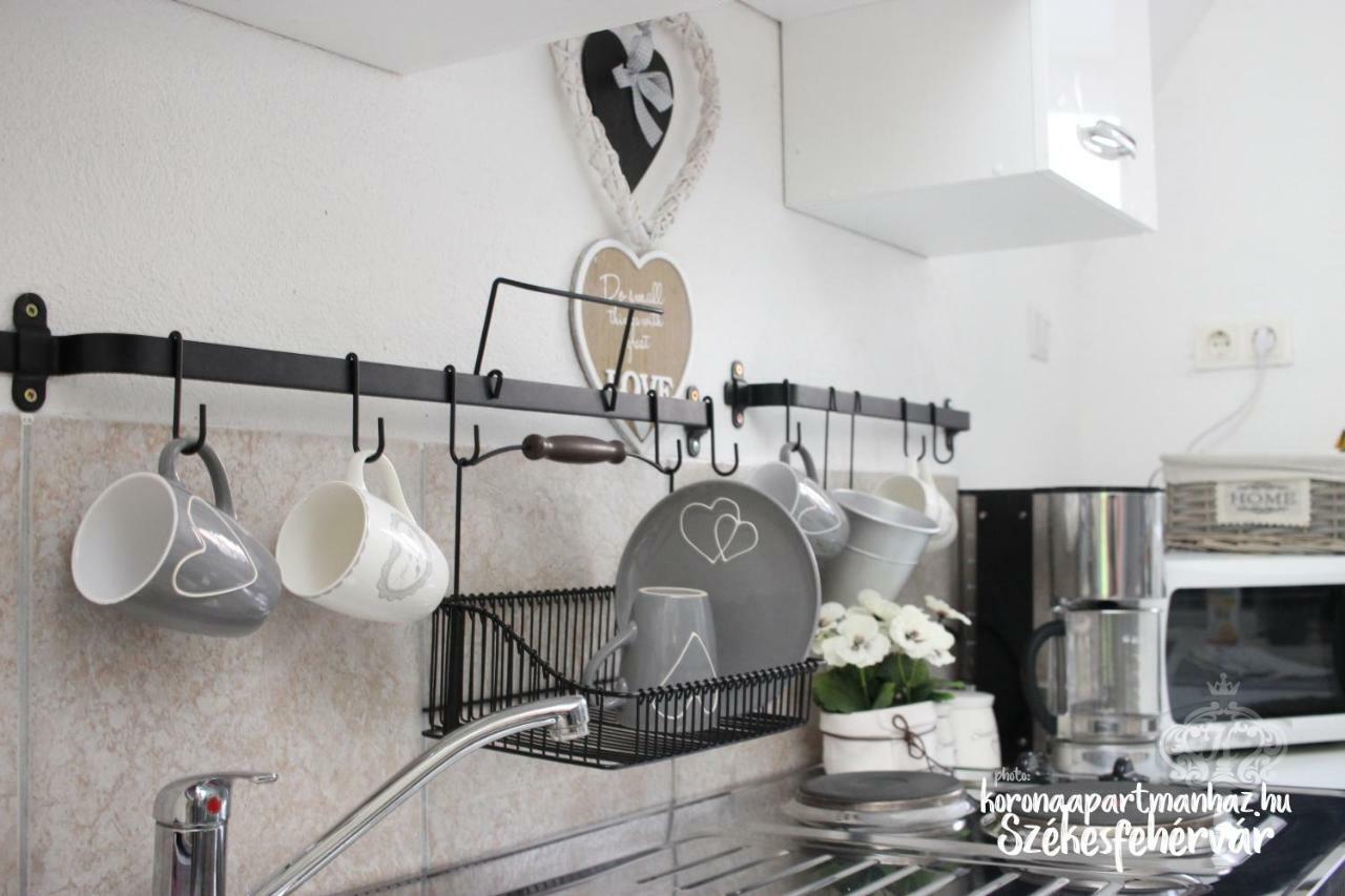 Korona Apartman セーケシュフェヘールヴァール エクステリア 写真